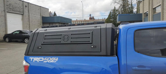 Image of a lightweight and easy-to-install truck cap.